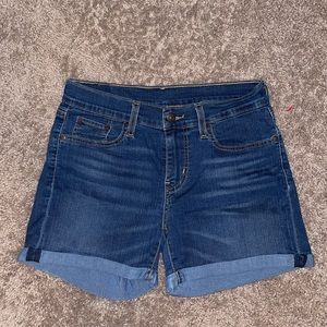Levi’s Strauss stretch Bermuda shorts!